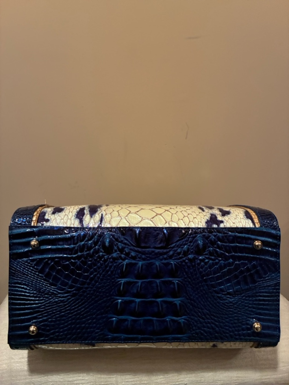 Brahmin Crossbody Bag - Picture 4 of 6